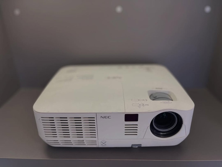 ویدئو پروژکتور NEC مدل V300x