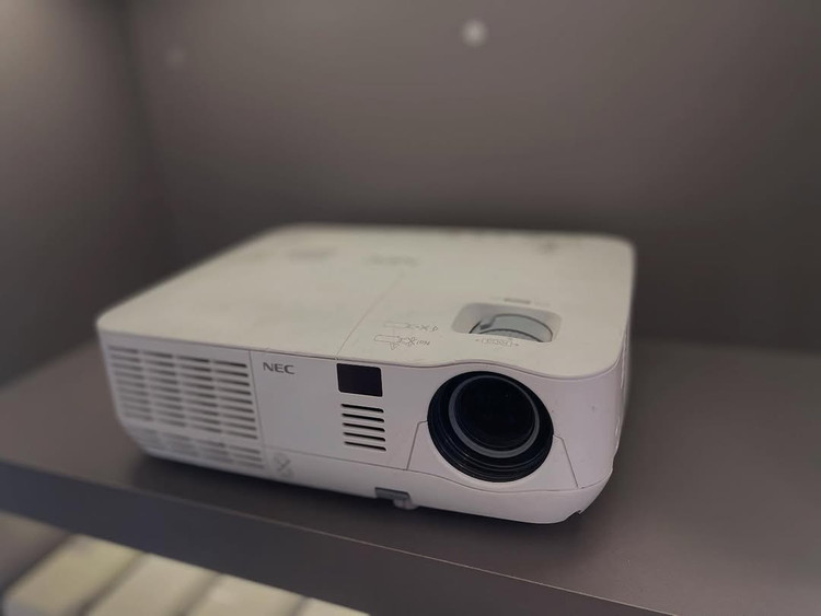 ویدئو پروژکتور NEC مدل V300x