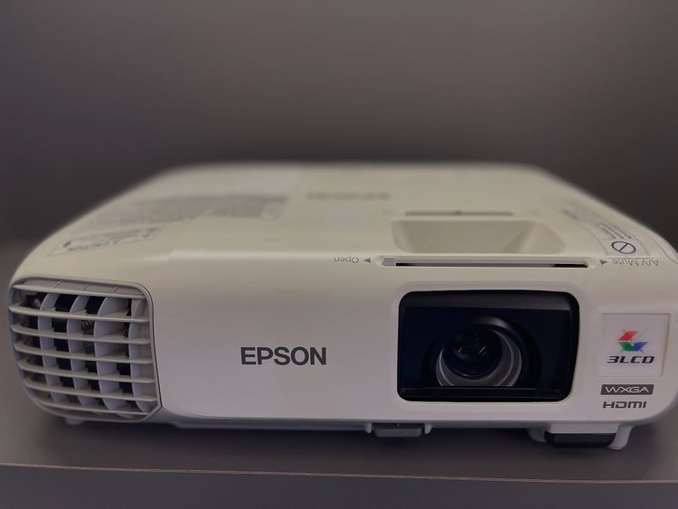 ویدئو پروژکتور EPSON مدل 99WH