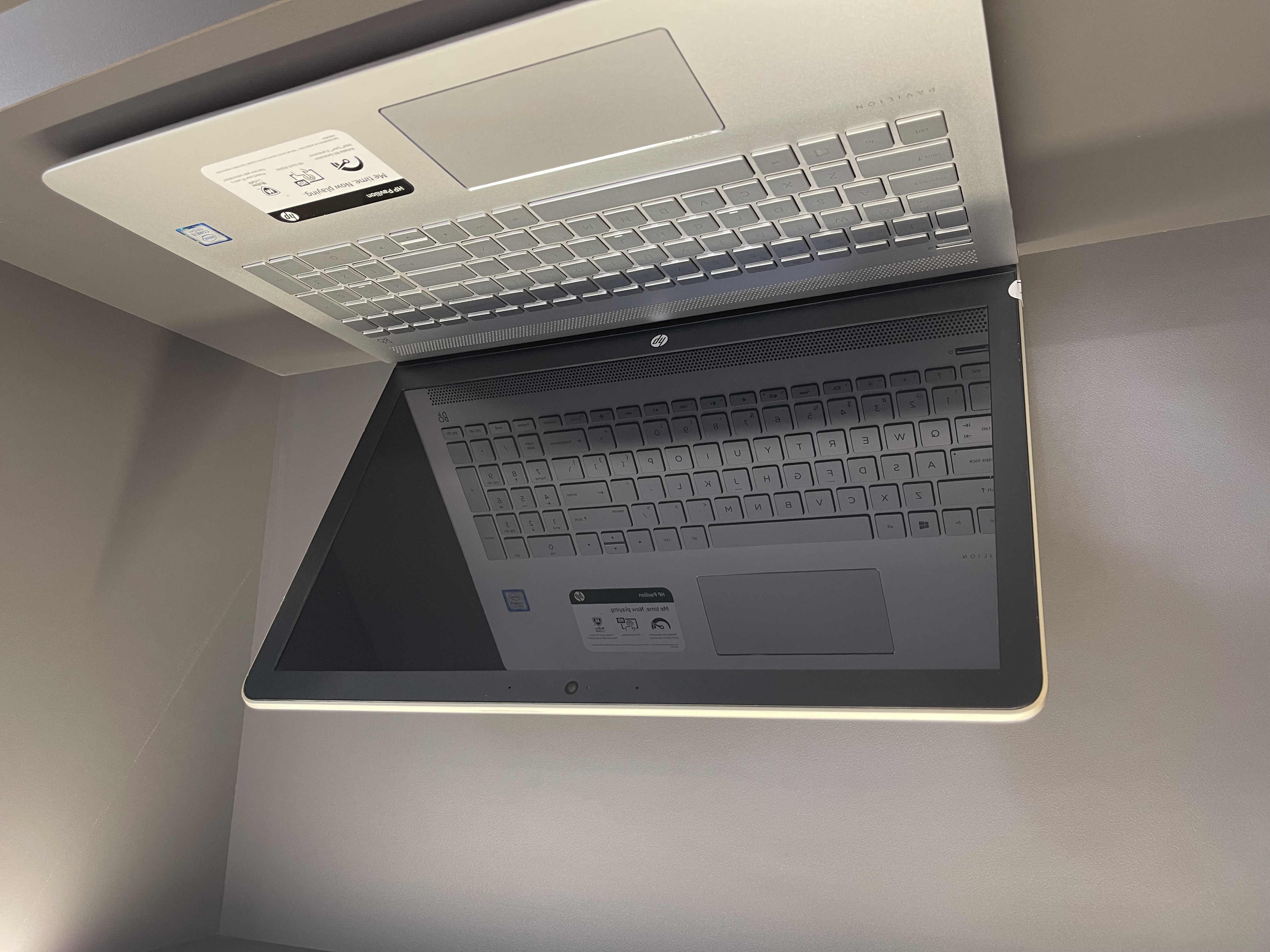لپ تاپ استوک 15 اینچ  Hp Pavilion 15 CC154CL