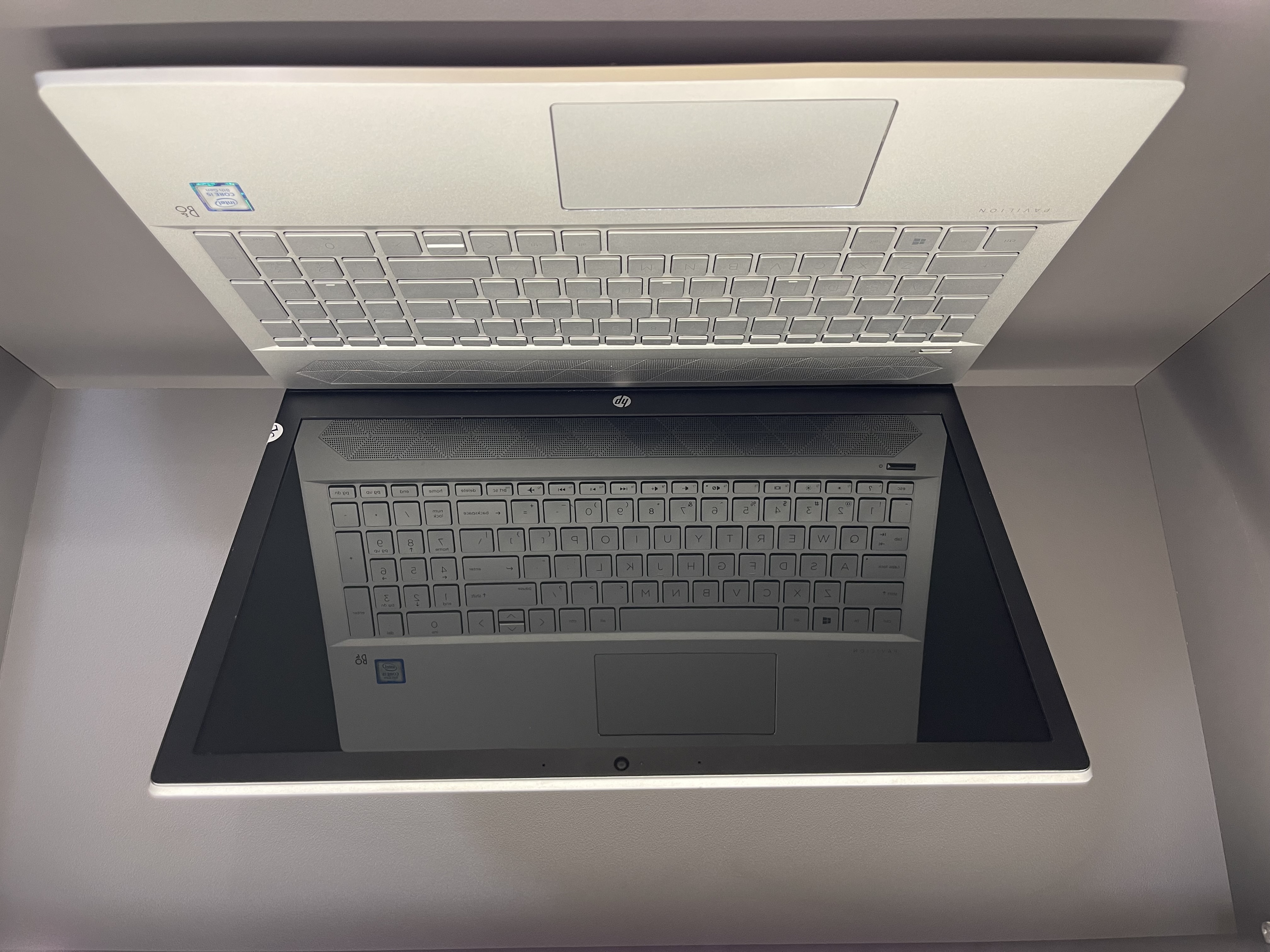 لپ تاپ استوک 15 اینچ  Hp Pavilion 15 15t-CU000