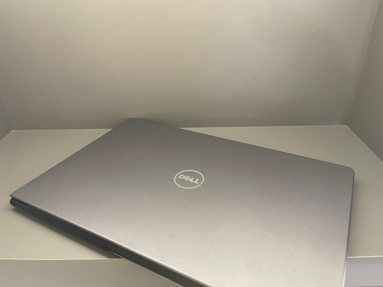 لپ تاپ استوک 15 اینچ DELL Vostro 5568