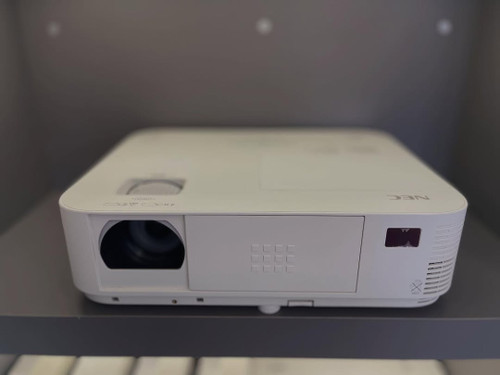 ویدئو پروژکتور ان ای سی NEC NP-M322w