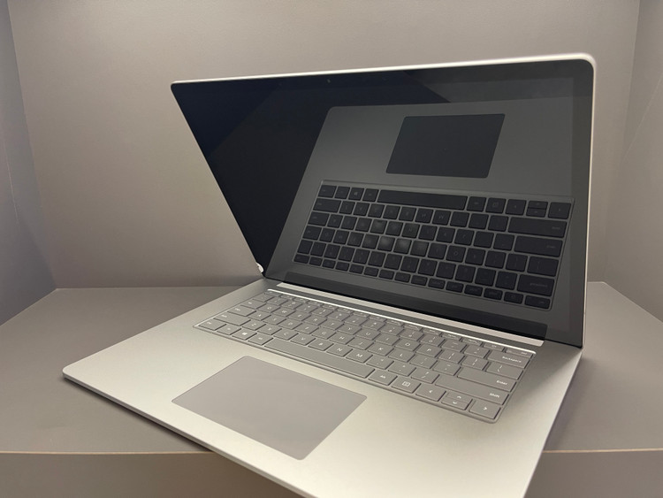 لپ تاپ استوک 15.6 اینچ سرفیس لپ تاپ 3 MICROSOFT SURFACE LAPTOP 3 | i5-1035G7 | 16GB | 256GB Ssd