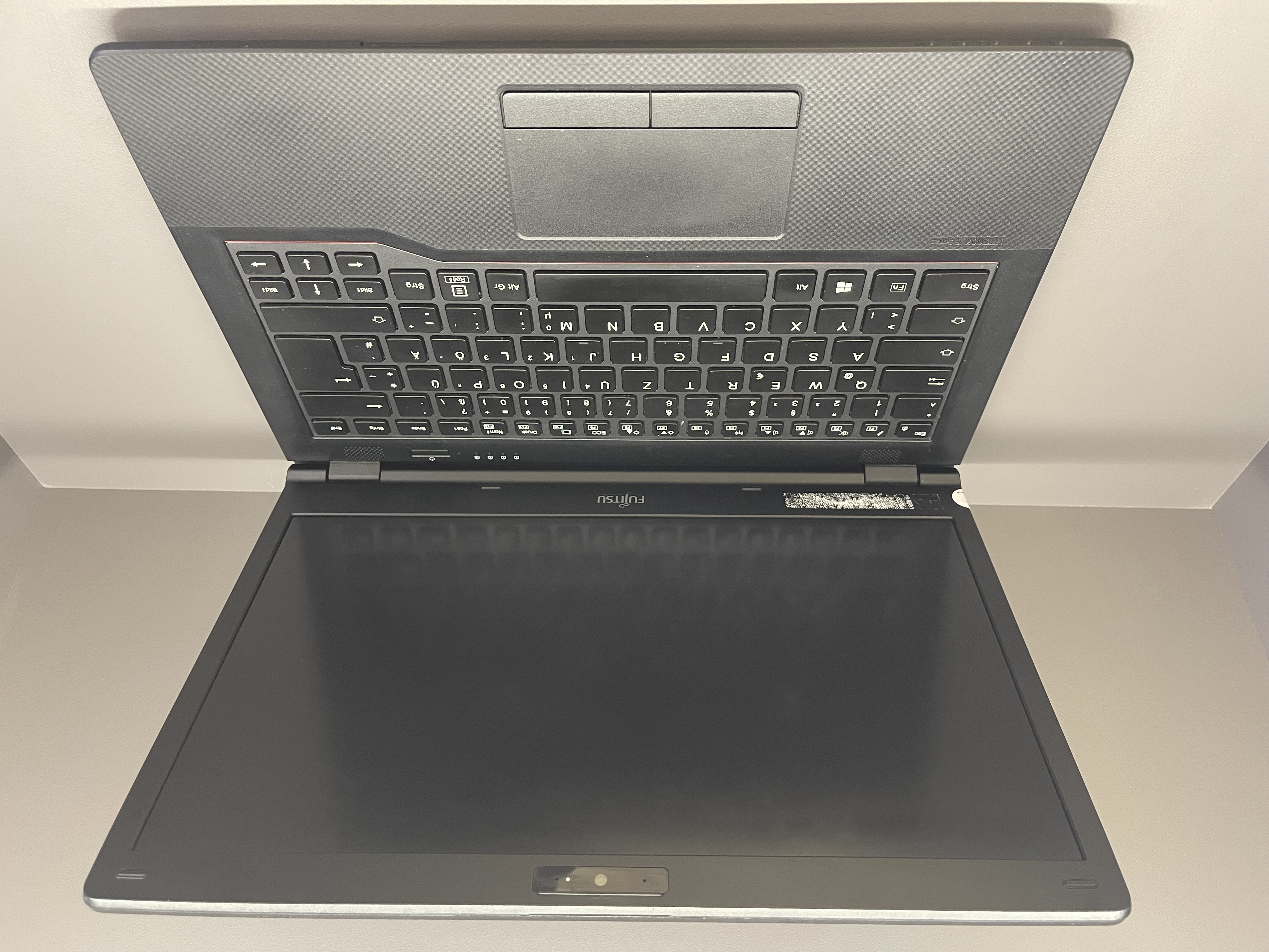 لپ تاپ استوک 14.1 اینچ فوجیتسو  FUJITSU LifeBook E548 | i5-7300U | 8GB | 256GB Ssd | 14.1" FHD