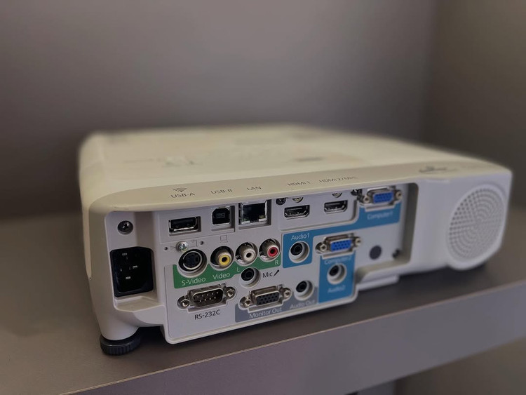 ویدئو پروژکتور اپسون EPSON Powerlite 955w