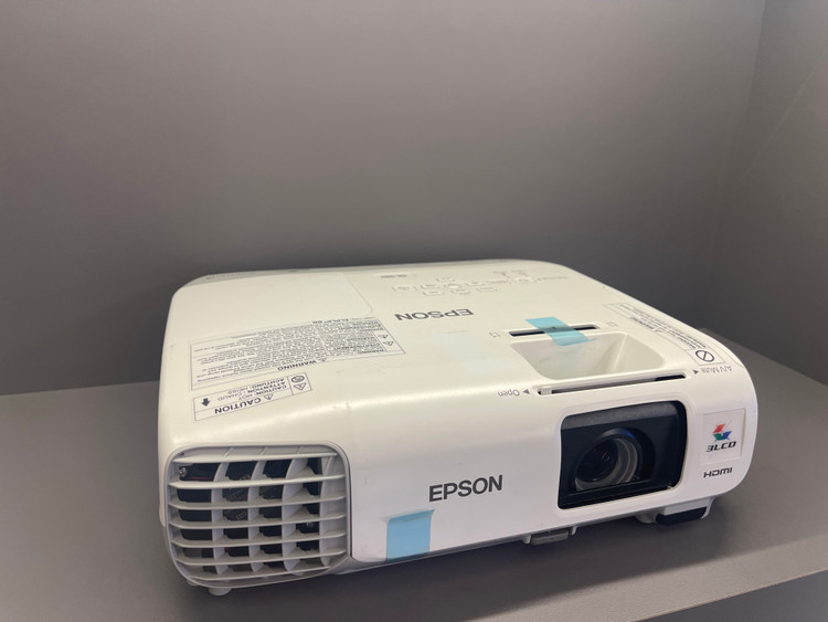 ویدئو پروژکتور اپسون EPSON Powerlite 98H (با لامپ نو - دستگاه کم کارکرد) (میزان نور عالی++)