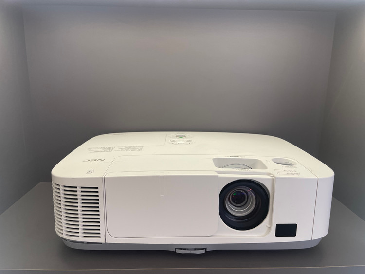 ویدئو پروژکتور ان ای سی NEC PE501X (نور و تصویر بسیار عالی+++)