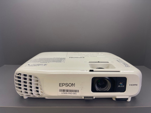 ویدئو پروژکتور اپسون EPSON EB-X18 (بسیار کم کارکرد | کیفیت تصویر و میزان نور عالی+)