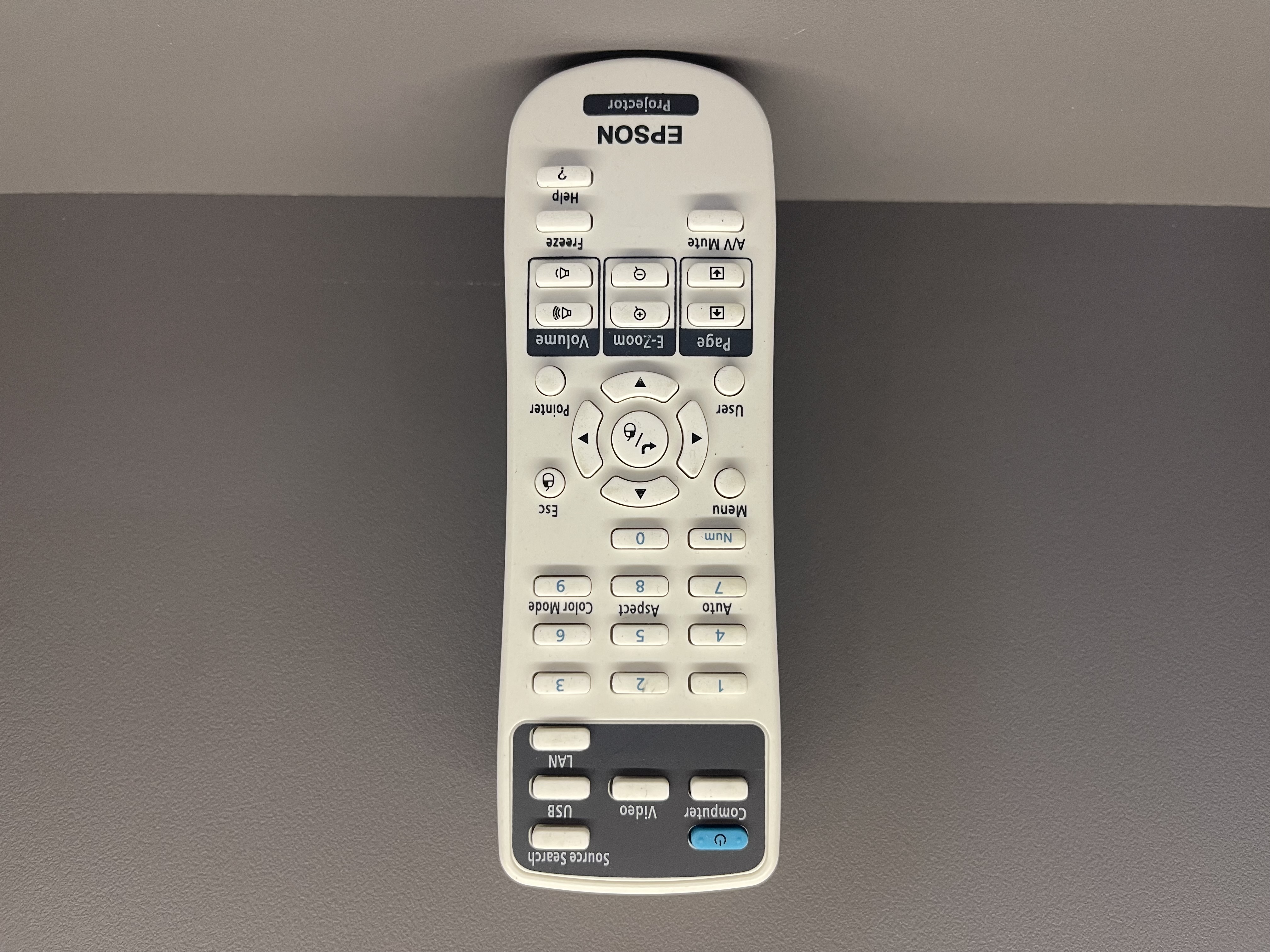 کنترل پروژکتور اپسون EPSON