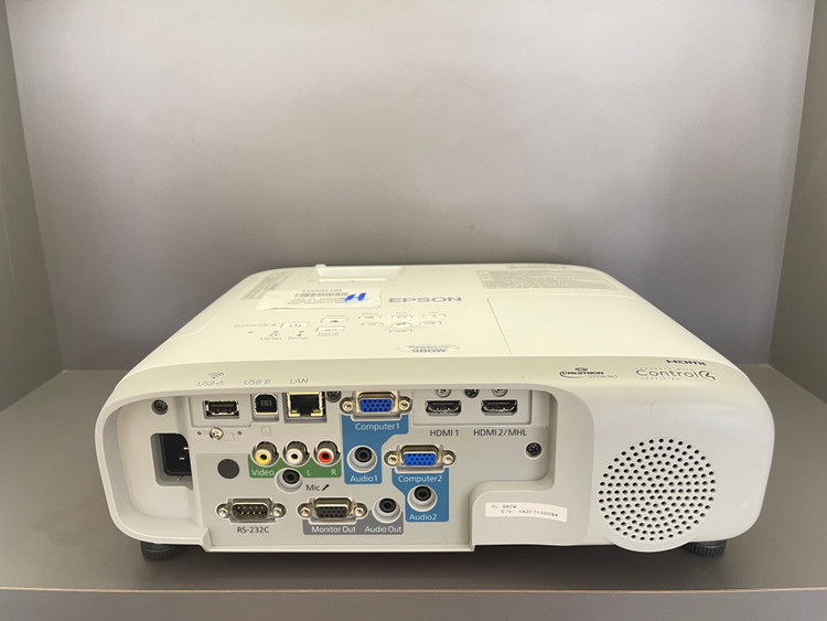 ویدئو پروژکتور اپسون EPSON PowerLite 980W (کیفیت تصویرعالی++ | میزان نور عالی++)